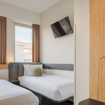 Maxhotel Amsterdam Airport Schiphol - Recently Renovated Hoofddorp Eksteriør billede