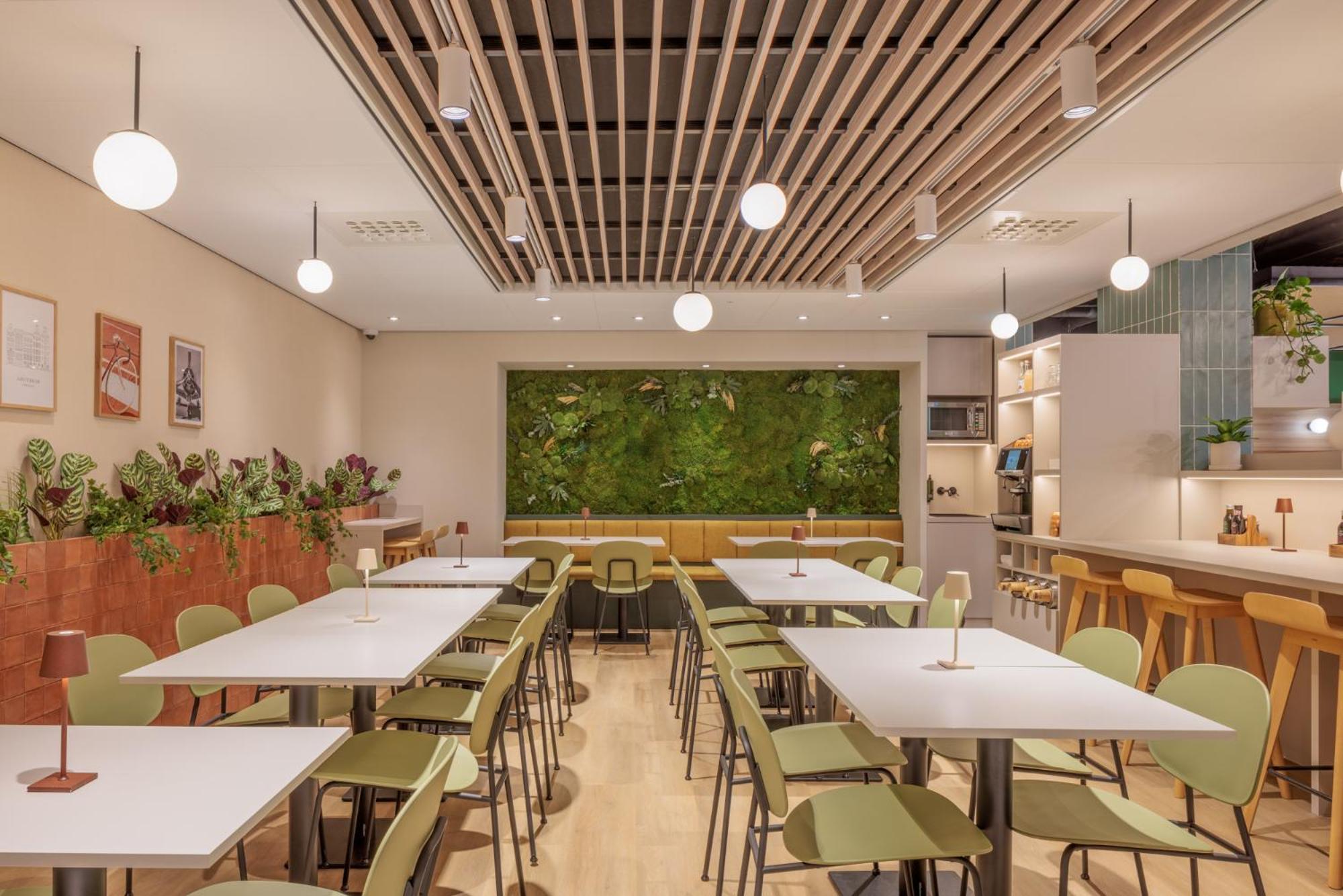 Maxhotel Amsterdam Airport Schiphol - Recently Renovated Hoofddorp Eksteriør billede